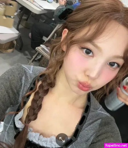 Nayeon OnlyFans Thumbnail #ksplzTWBSL