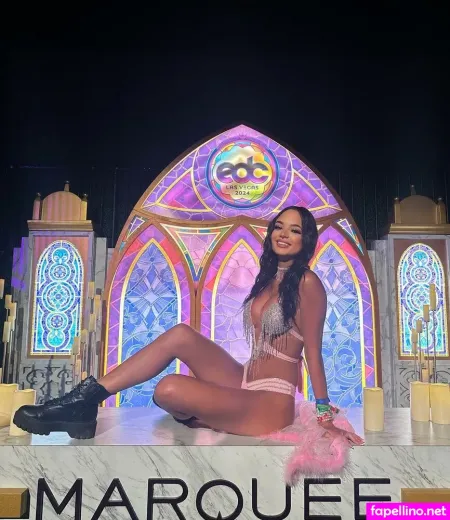 Nayla Norton OnlyFans Thumbnail #n62o518atJ