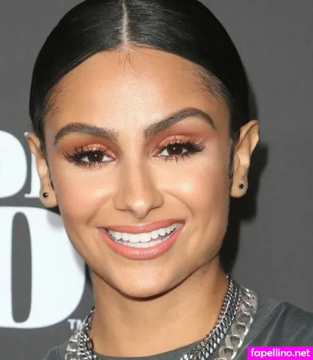 Nazanin Mandi OnlyFans Thumbnail #oNbOuPYyT6