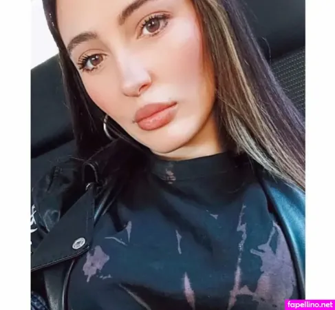 Nazarena Loureiro OnlyFans Thumbnail #rrK6eSdQvC