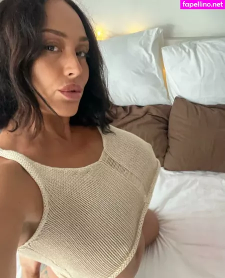 Naziko Duchinskya OnlyFans Thumbnail #UF4j3WSfJ6