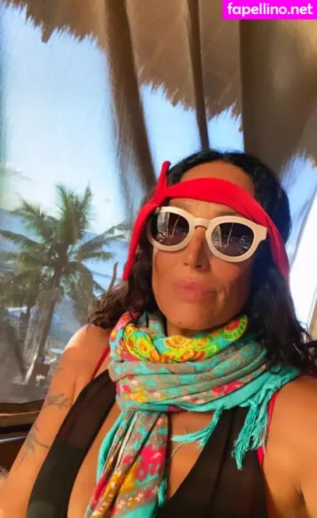 Naziko Duchinskya OnlyFans Thumbnail #V9ruiFbQPn