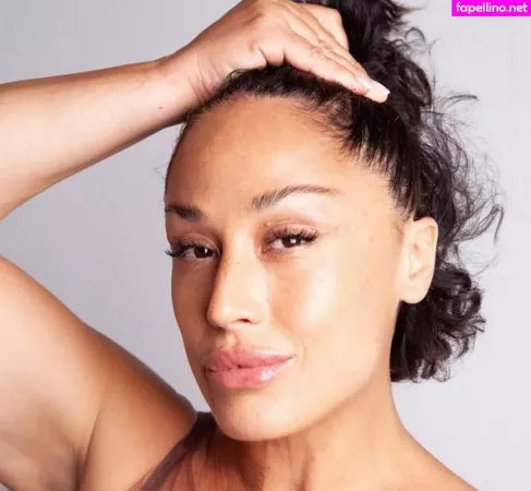 Naziko Duchinskya OnlyFans Thumbnail #ocz7BMxeLI