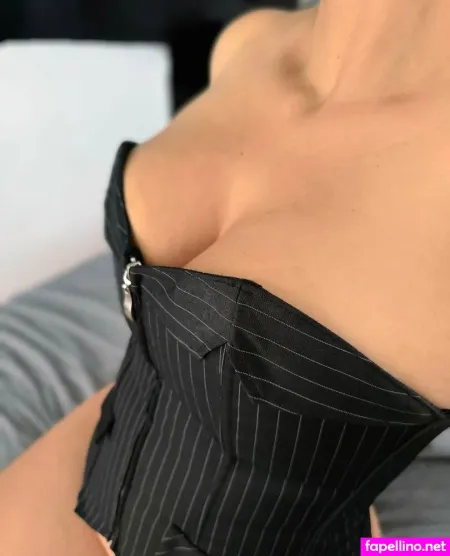 Nazmywife OnlyFans Thumbnail #oK8MVqRmBz
