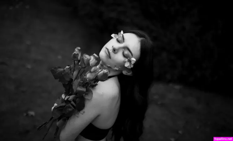 Ncommenana OnlyFans Thumbnail #17CBw8P8Lf