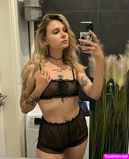 Ne Pidglyaday OnlyFans Thumbnail #BEbz4rzsJ2