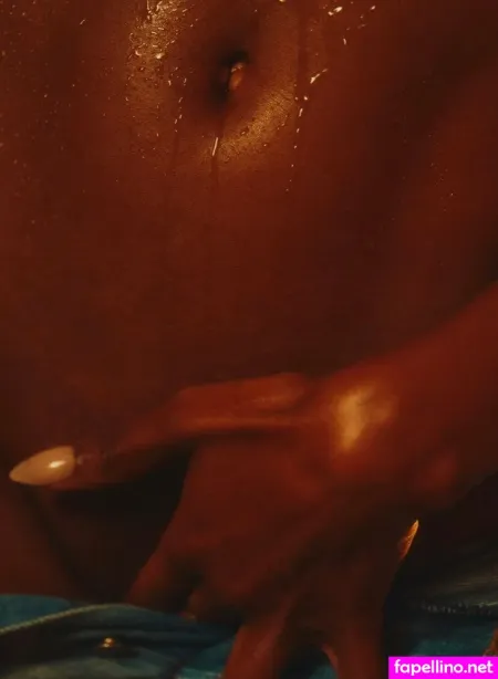 Neahnava OnlyFans Thumbnail #KfEG1SnHhr