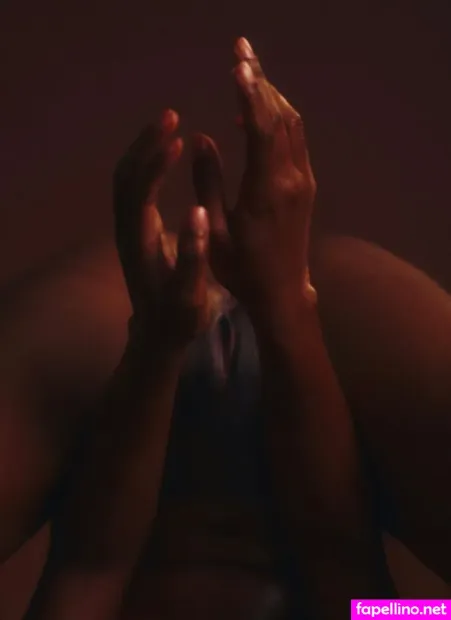 Neahnava OnlyFans Thumbnail #TaKmWpd8Am