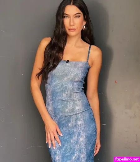 Neda Peemller OnlyFans Thumbnail #0txR1BDVcr