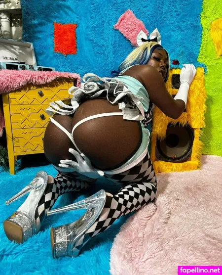 Neednylacherry OnlyFans Thumbnail #g8xZMexLM1