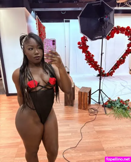 Neednylacherry OnlyFans Thumbnail #uj7mQVlDoA