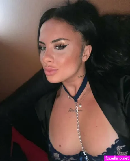 Neekanevil OnlyFans Thumbnail #VBeIc9DypC