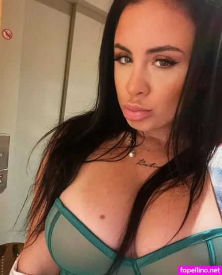 Neekanevil OnlyFans Thumbnail #ww9fuOSirz