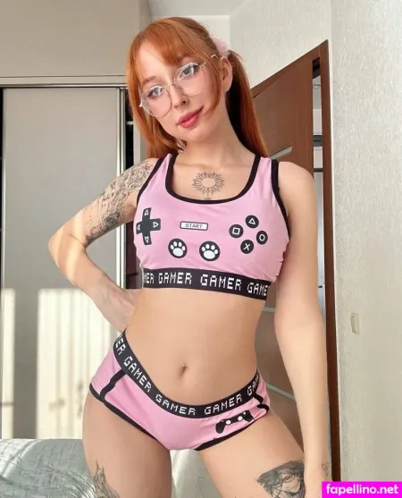 Neekomari OnlyFans Thumbnail #6rm09VHRDf