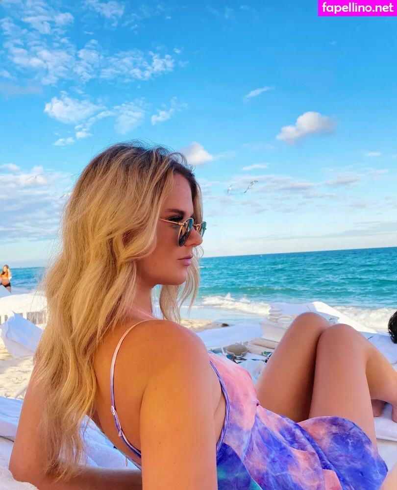 by_neeks, neeks, neeksxo Nude Leaked OnlyFans Photo #IxbYrHTMbi