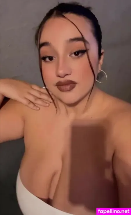 Neereeewiii Main Profile Photo