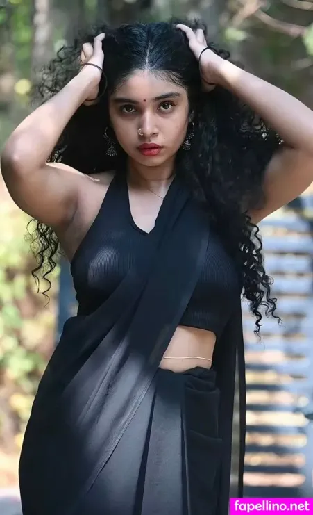 Neerutty OnlyFans Thumbnail #IBzYXSIgvU