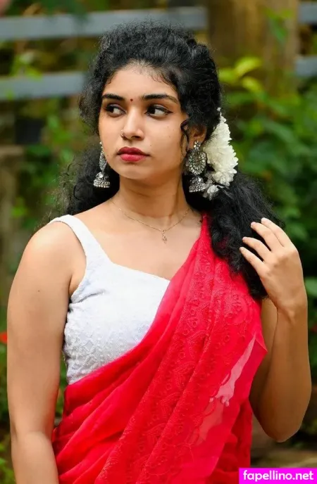 Neerutty OnlyFans Thumbnail #Rb0woMUD7b