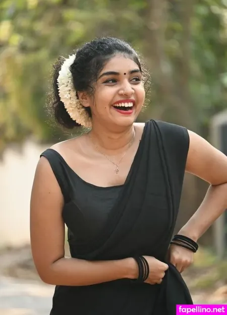 Neerutty OnlyFans Thumbnail #rSx4h6C834