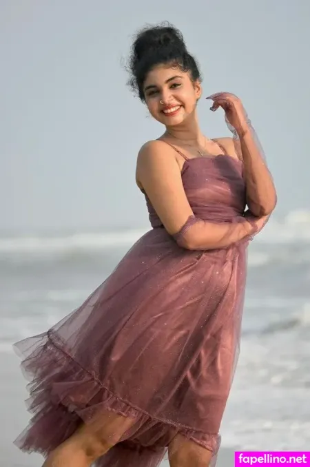 Neerutty OnlyFans Thumbnail #sHiQk2IIHk