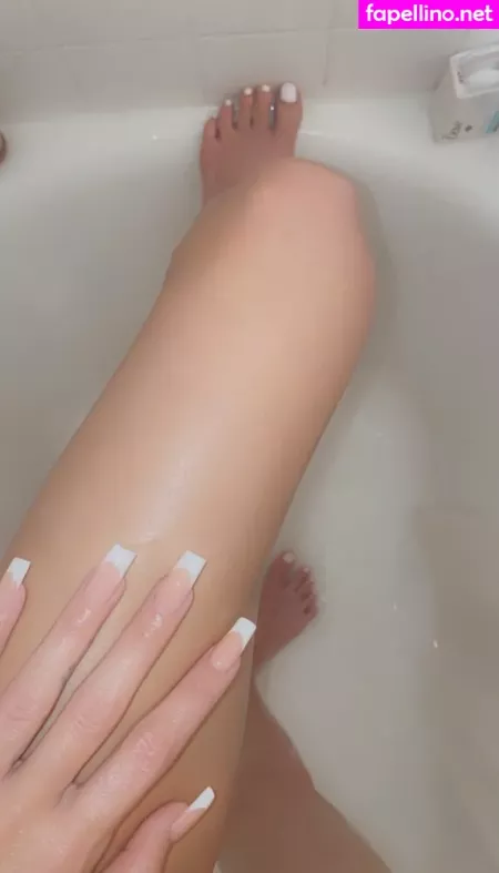 Neesababyy OnlyFans Thumbnail #E5wyTnNm8y