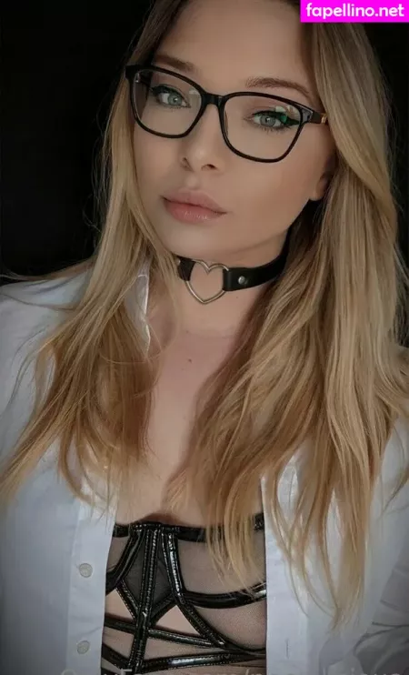 Neevilicious 4 OnlyFans Thumbnail #ztNTEvJruV