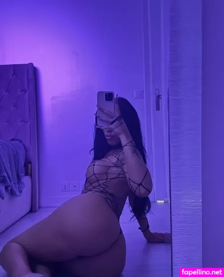 Nefeets OnlyFans Thumbnail #negY6rKLuT