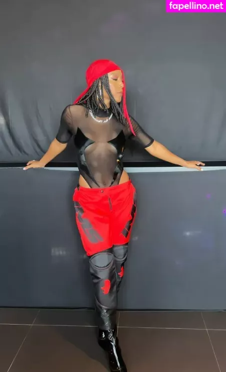 Negra Li OnlyFans Thumbnail #JtMxmIh4du