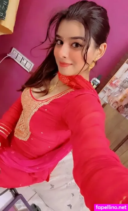 Neha Chauhan Main Profile Photo