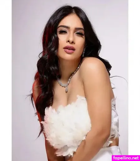 Neha Malik OnlyFans Thumbnail #tQnEep0o4s
