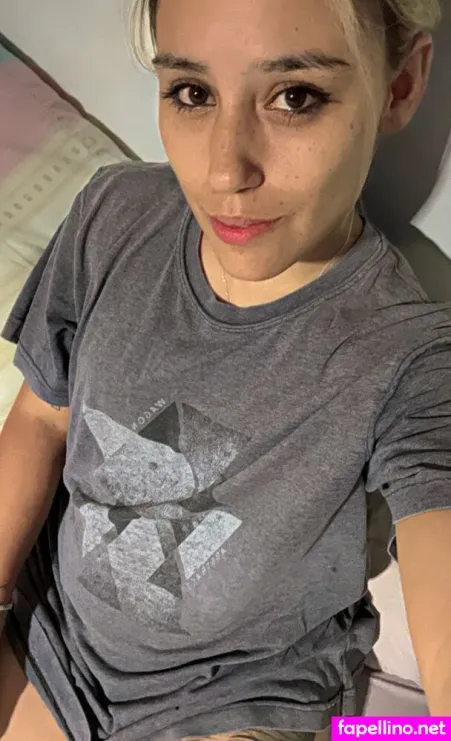 Nehafahri OnlyFans Thumbnail #9NWi084Dmf