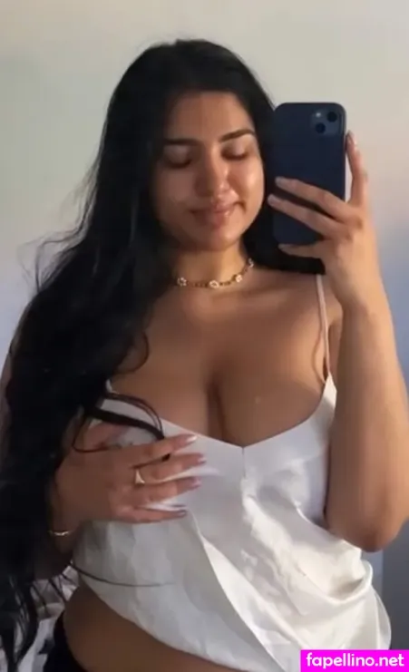 Nehaprice OnlyFans Thumbnail #0syl1bcsIR
