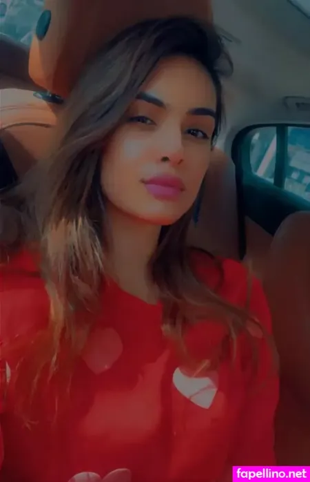 Nehhaa Malik OnlyFans Thumbnail #1ECzn1N6ek