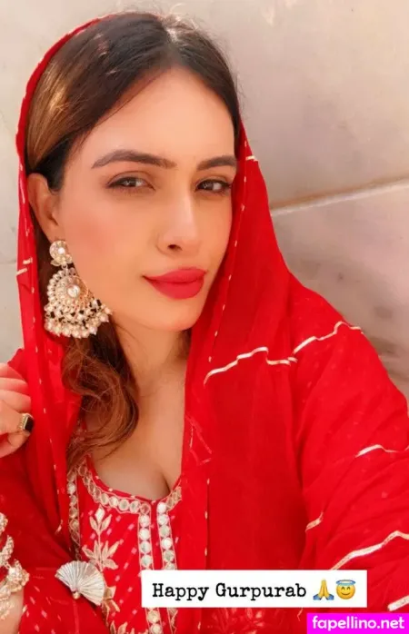 Nehhaa Malik OnlyFans Thumbnail #meqL1vYou4