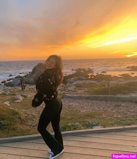 Neida Lara OnlyFans Thumbnail #nIdbX9m32a