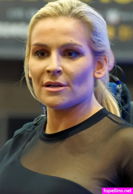 Neidhart OnlyFans Thumbnail #GDT0zvOrEE