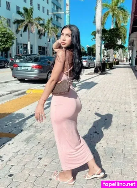 Neila Corona OnlyFans Thumbnail #HKJx9tBLNY