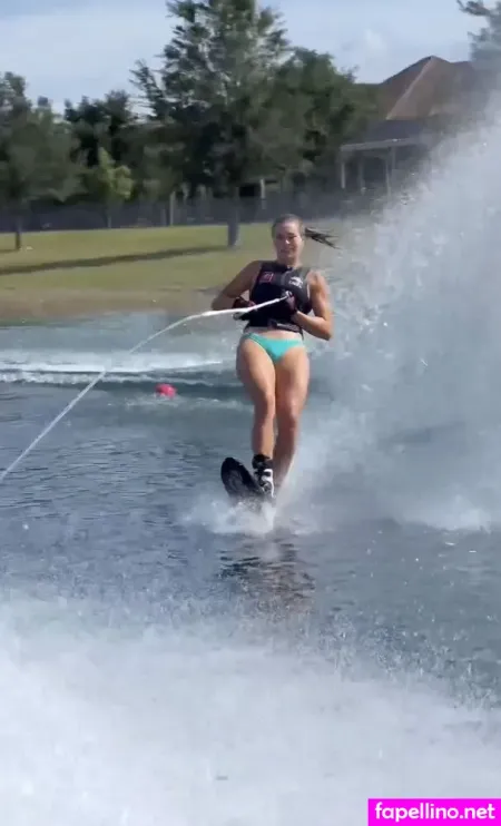 Neilly Ross OnlyFans Thumbnail #9afTR8uKdZ