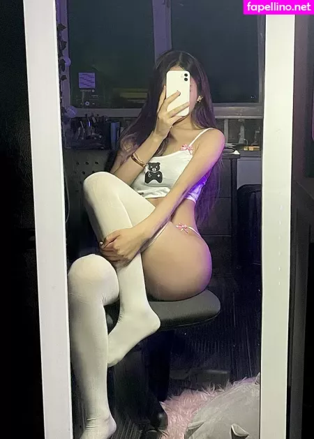 Nekogir1 OnlyFans Thumbnail #0fAijICB1m