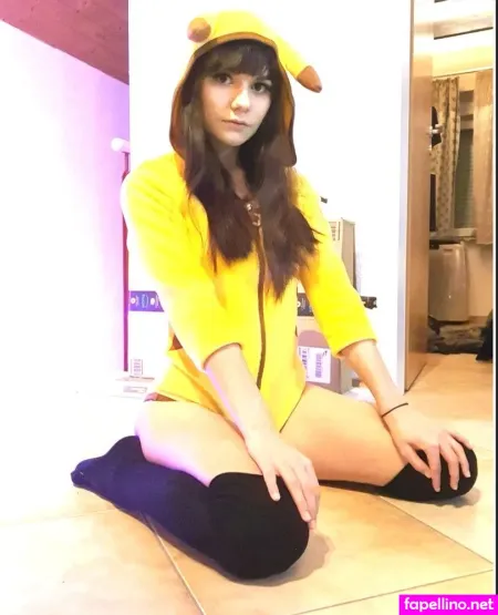 Nekolinchen OnlyFans Thumbnail #KWeF8mUxGG