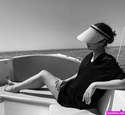 Nela Lee OnlyFans Thumbnail #ZQjTvnzLLY