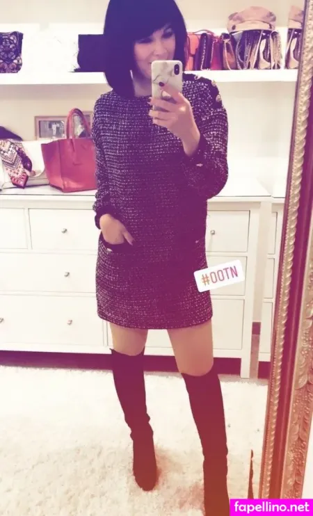 Nela Lee OnlyFans Thumbnail #jbjiBhGOt6