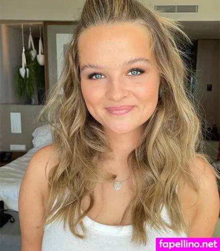 Nele Ludowig OnlyFans Thumbnail #EYLEHznvFw