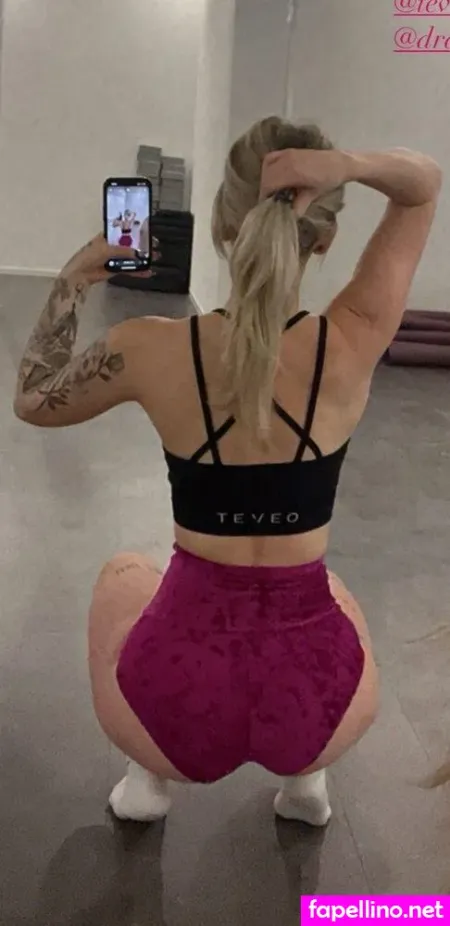 Nele Mbt OnlyFans Thumbnail #W1zsSMuqt0