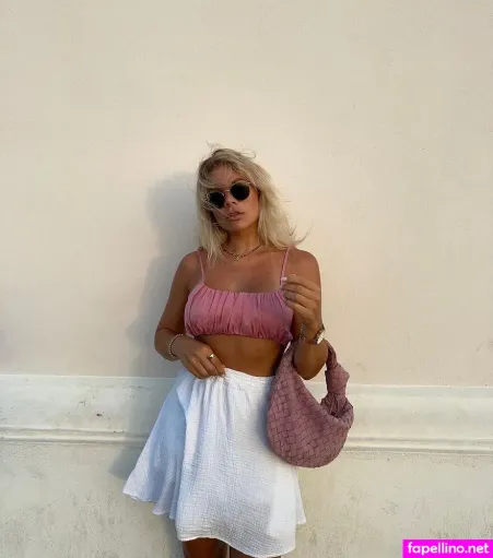 Nele Wstenberg OnlyFans Thumbnail #NIce5zo7zB