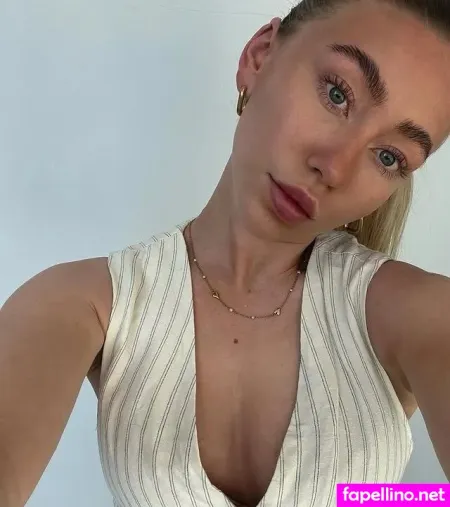 Nelemariemertins OnlyFans Thumbnail #Njk6bt3pfl