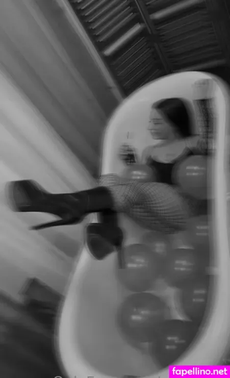 Neliagold OnlyFans Thumbnail #CM16qhaiNK