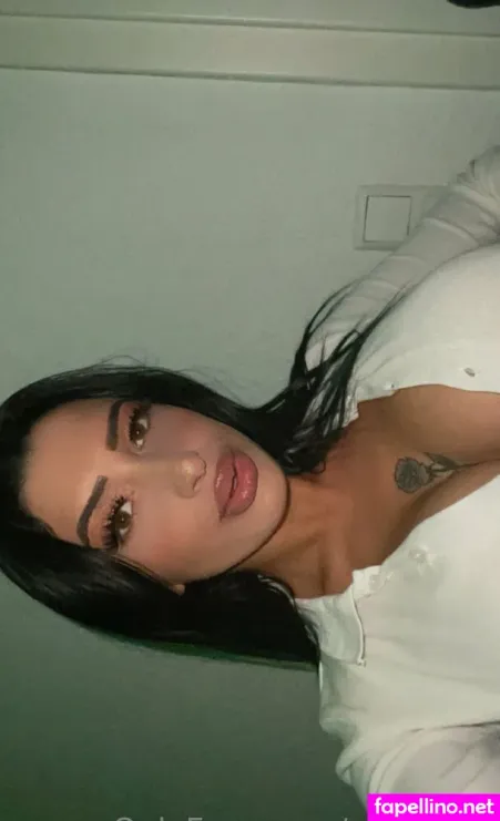 Neliagold OnlyFans Thumbnail #DuWEIfv5Hs