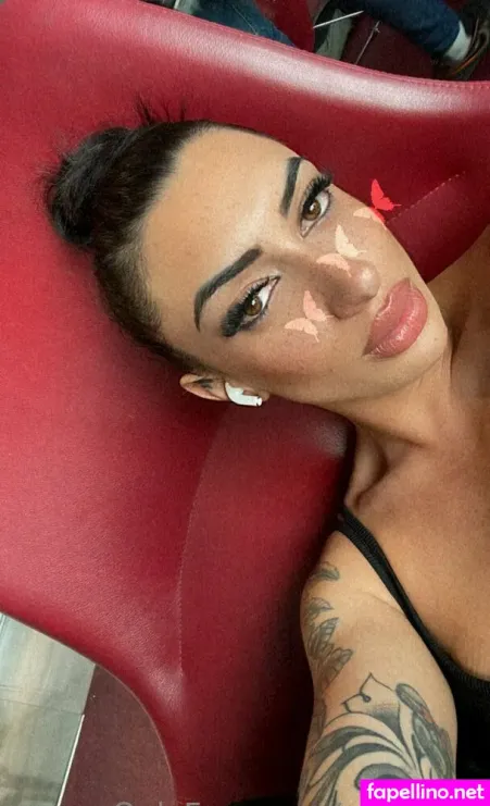 Neliagold OnlyFans Thumbnail #y4d7D87TRN