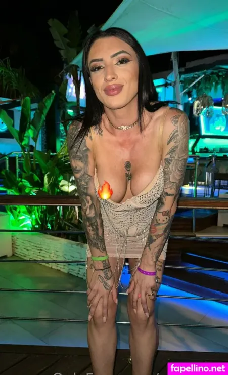 Neliagold OnlyFans Thumbnail #zHb0uWX42l